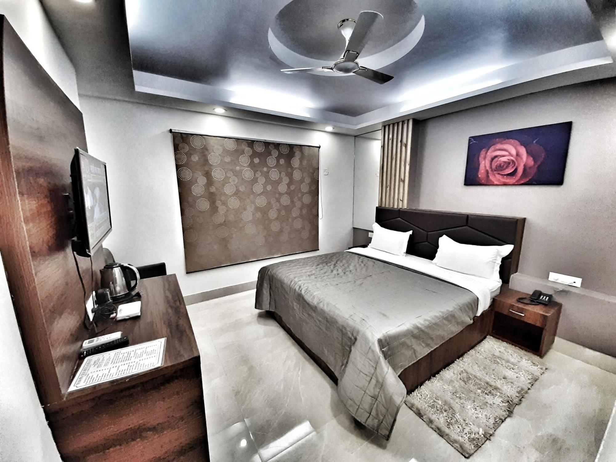 Hotel Delhi Aerocity, Nh 48 Nueva Delhi Exterior foto