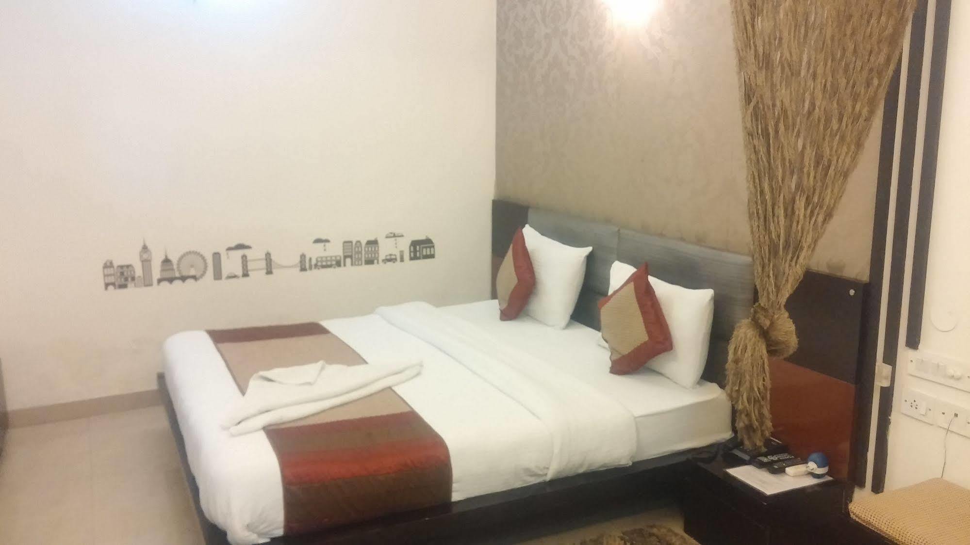 Hotel Delhi Aerocity, Nh 48 Nueva Delhi Exterior foto